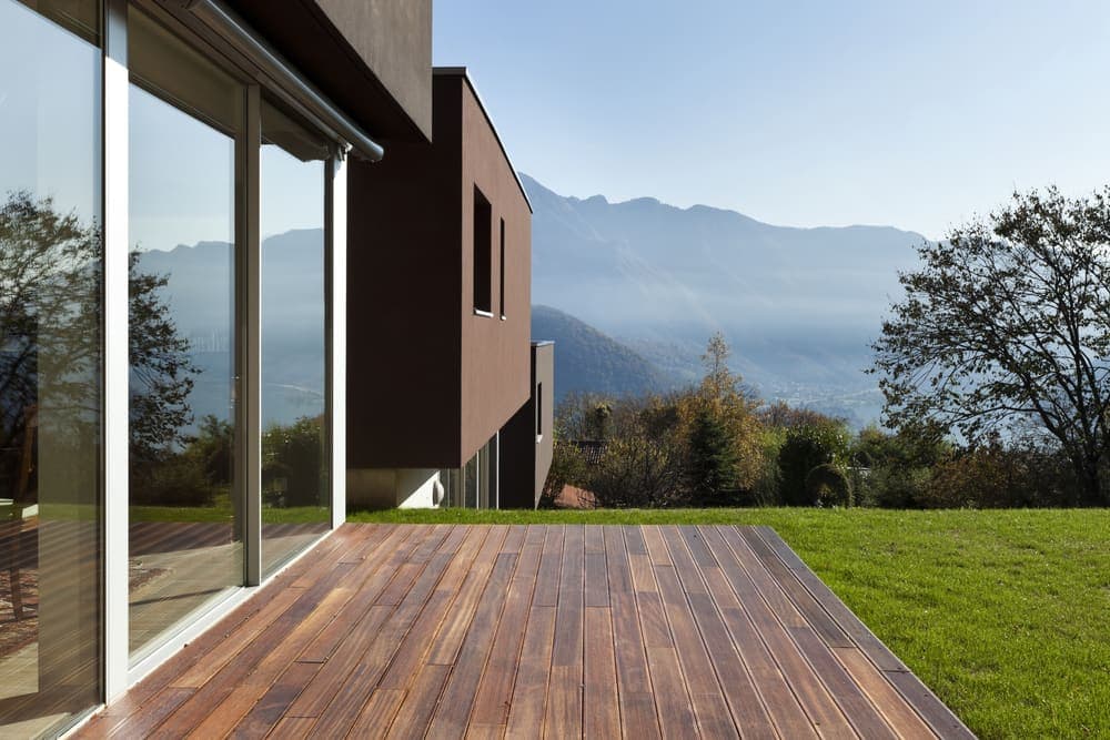 Modern single-storey house extension with large glazed openings